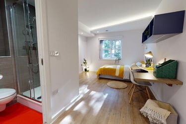 iQ The Podium Student Halls, 70 Egham Hill, City Centre, Egham, TW20 0BQ - Image 4